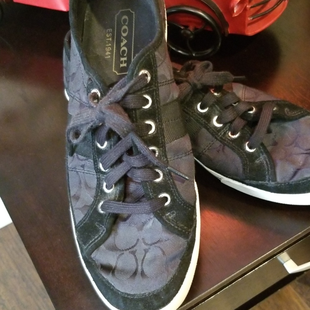 Coach Shoes 💯 Authentic
